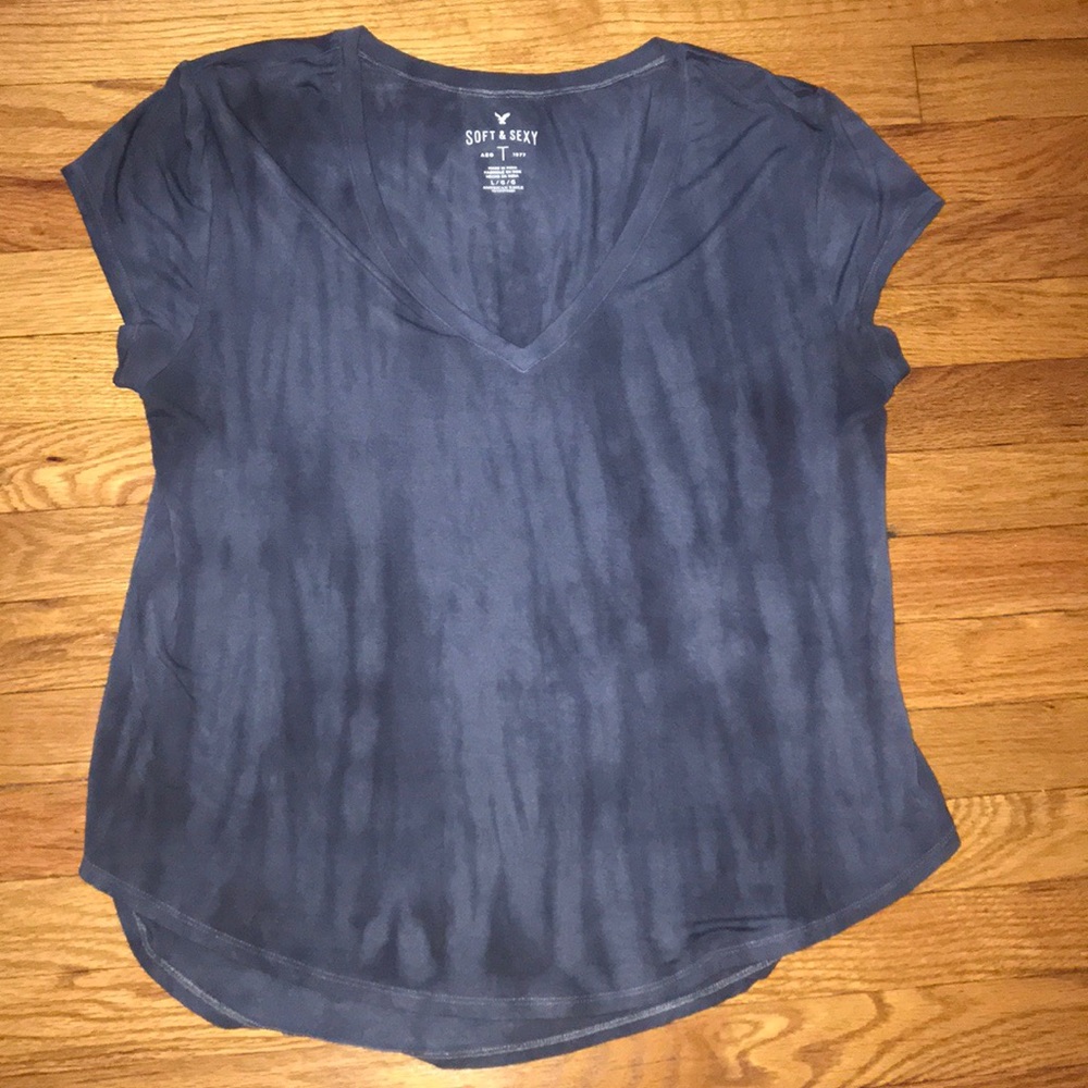 AMERICAN EAGLE OUTFITTERS SOFT AND SEXY TEE